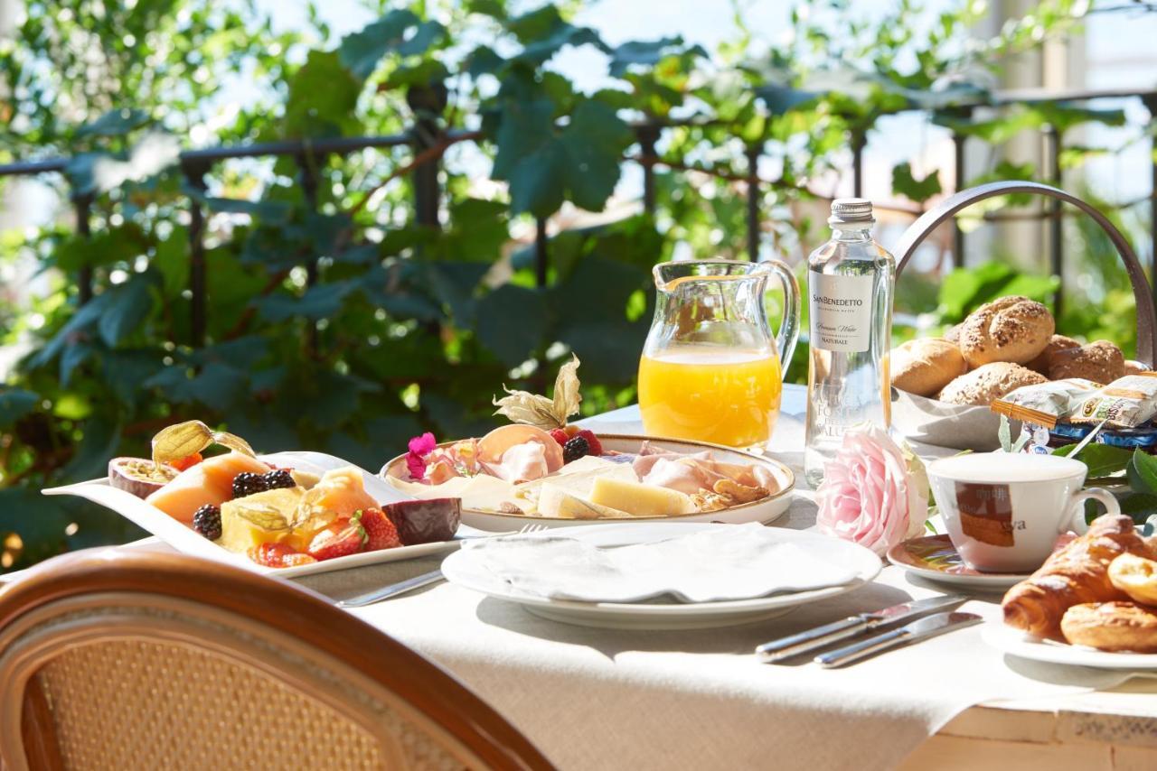 Hotel Ristorante Sogno San Felice del Benaco Eksteriør bilde