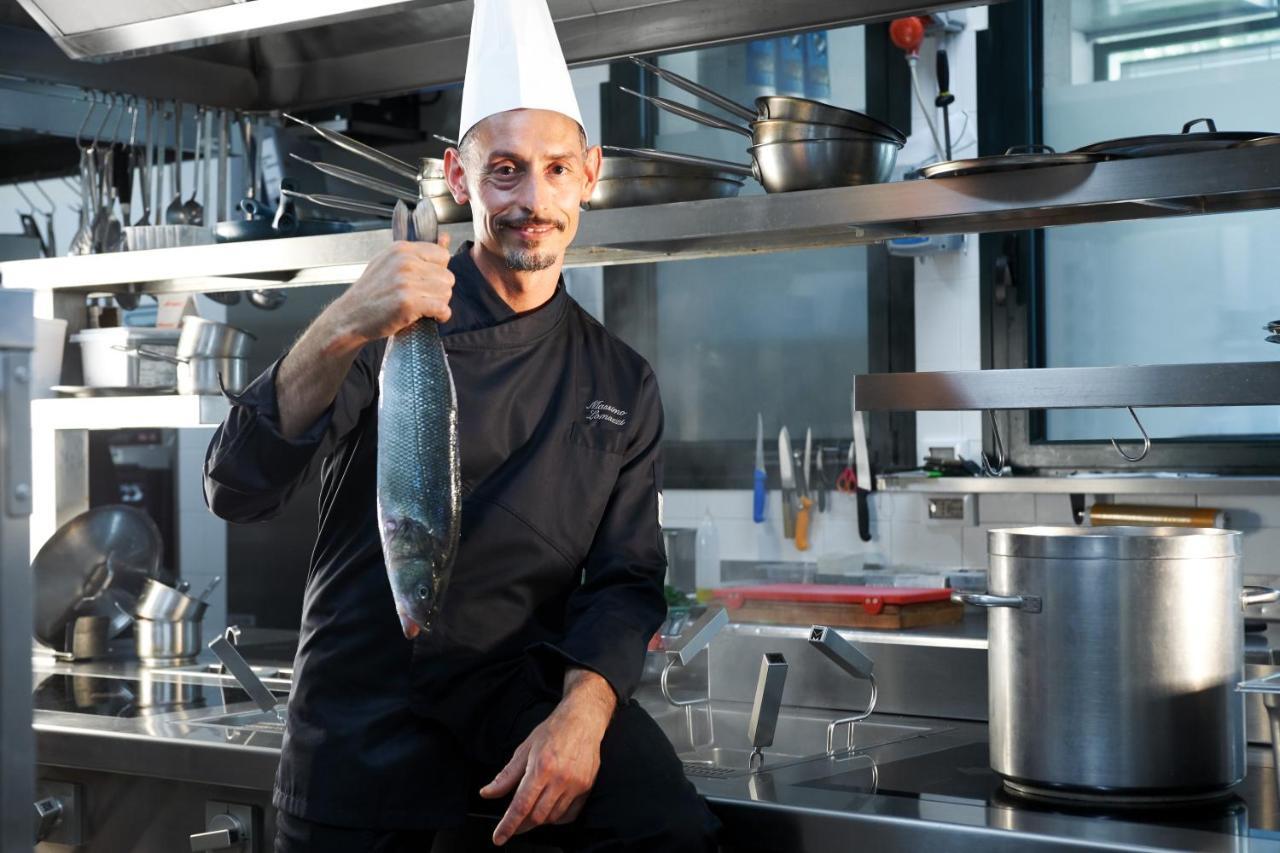 Hotel Ristorante Sogno San Felice del Benaco Eksteriør bilde